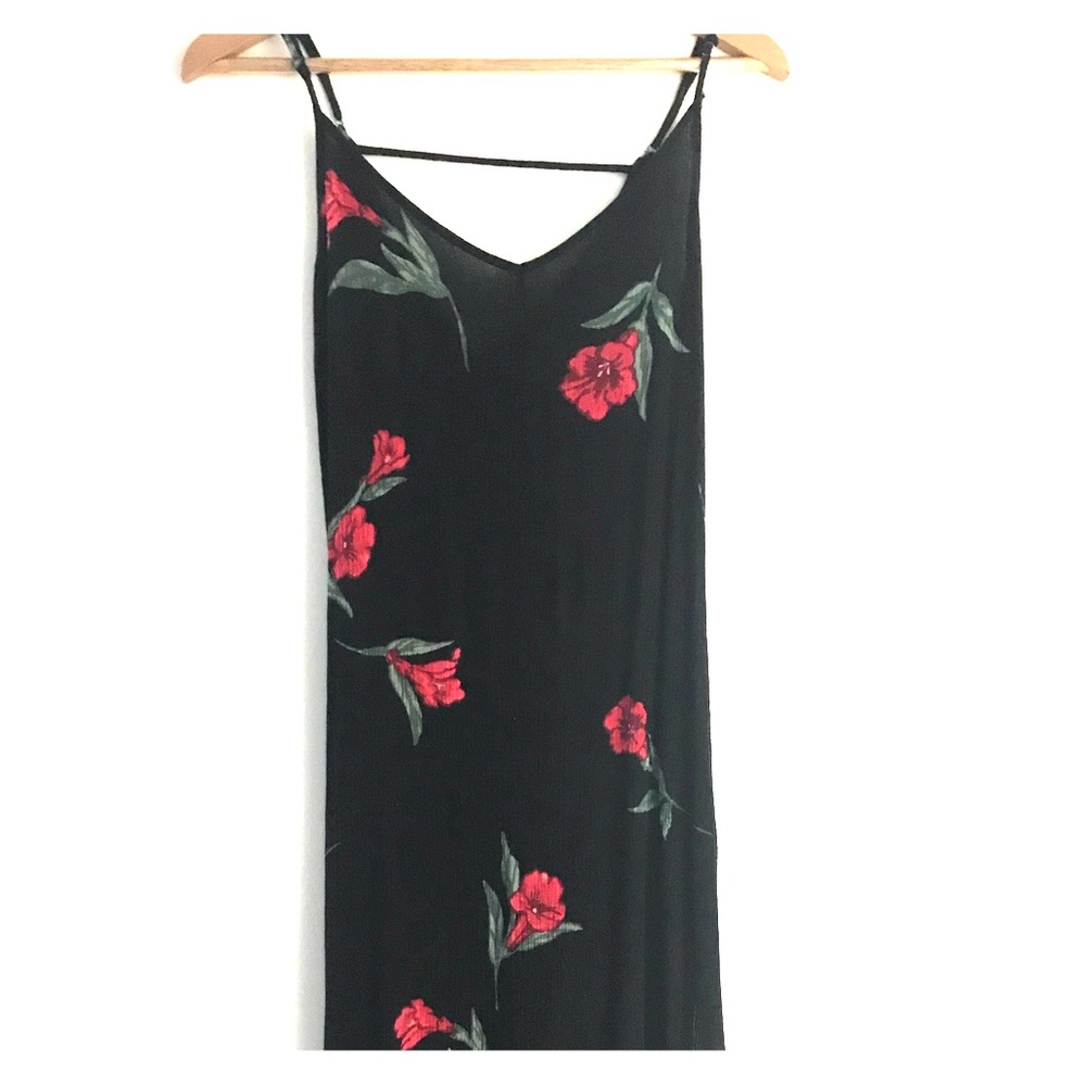 Forever 21 black and red floral midi dress